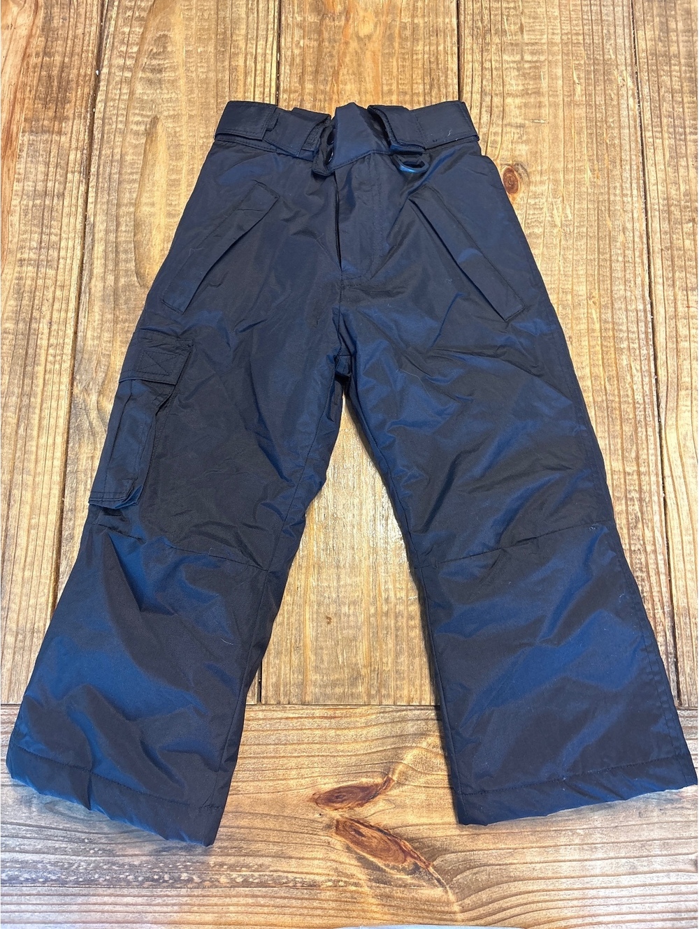 New Sport Essentials Black Cargo Snow Pants Size 4 Childrens ski pants